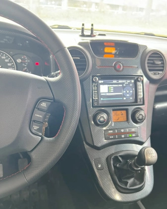 Kia Carens cena 16900 przebieg: 230000, rok produkcji 2008 z Rybnik małe 277